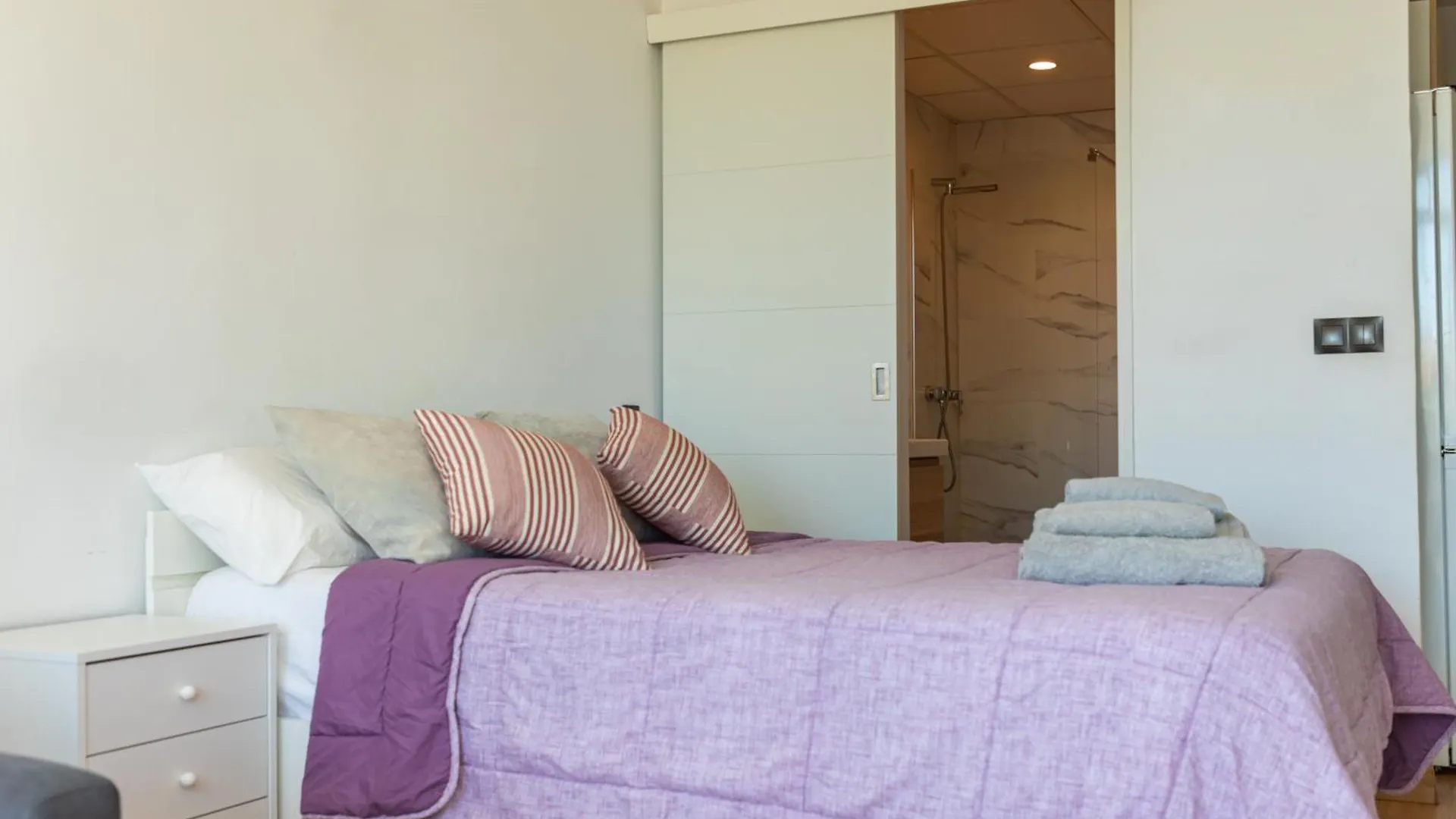 Vis6 - Nuevo, Reformado, Centro De Torremolinos, Playa A 850 Metros, Wifi, Vistas A La Ciudad Appartement 0*, Torremolinos Spanje