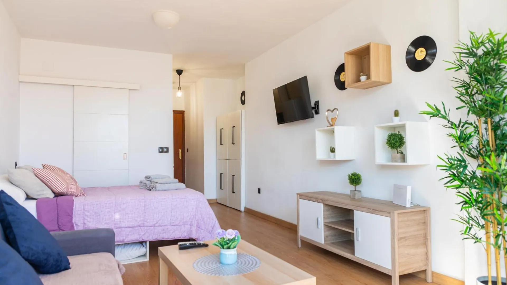 Vis6 - Nuevo, Reformado, Centro De Torremolinos, Playa A 850 Metros, Wifi, Vistas A La Ciudad Apartment 0*, Torremolinos Spain